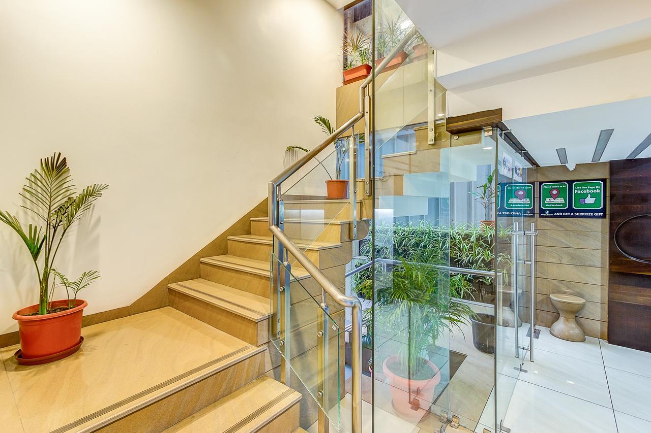 Отель Treebo Daksh Residency Индаур Экстерьер фото