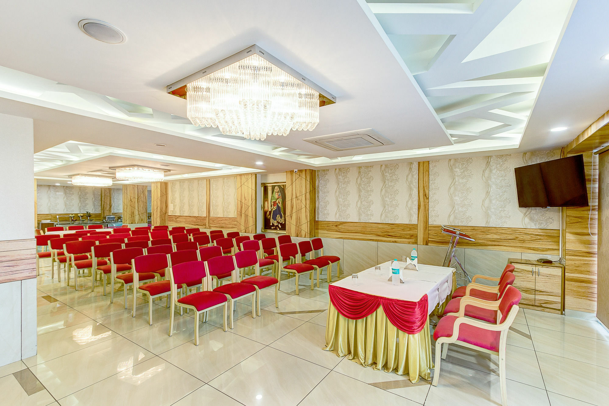 Отель Treebo Daksh Residency Индаур Экстерьер фото