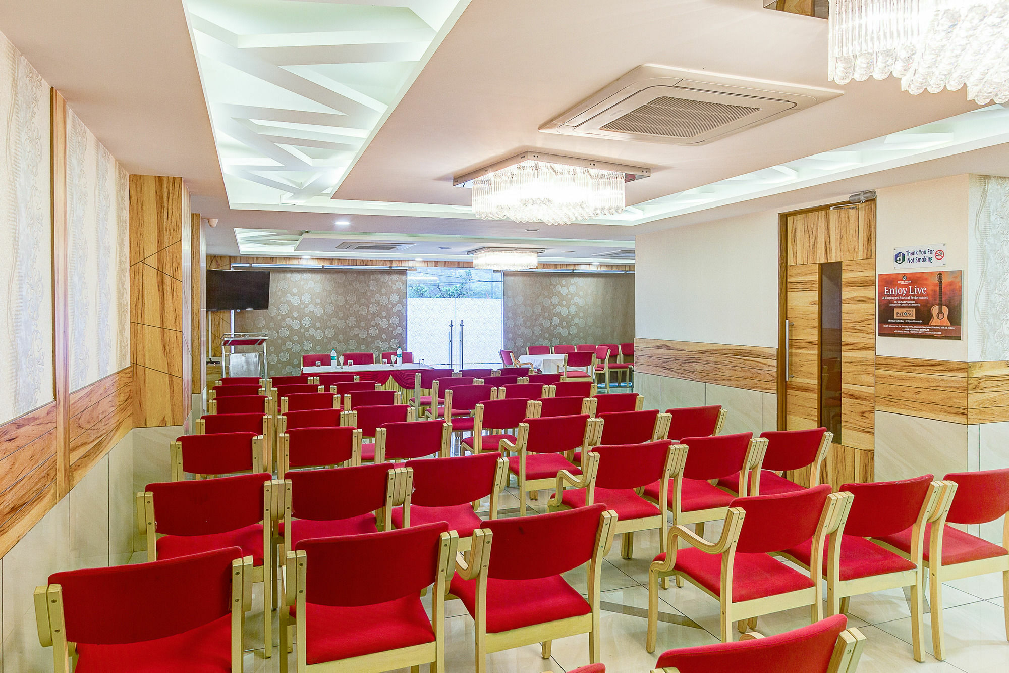 Отель Treebo Daksh Residency Индаур Экстерьер фото